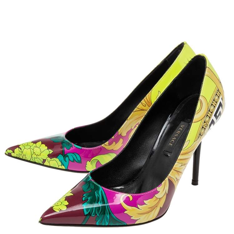Pre Owned Versace Multicolor Voyage Barocco Print Patent Leather Pumps Size 38