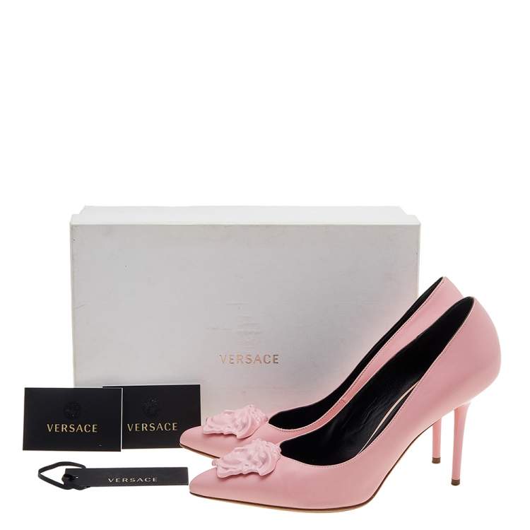 Pre Owned Versace Pink Leather Medusa Pointed Toe Pumps Size 39