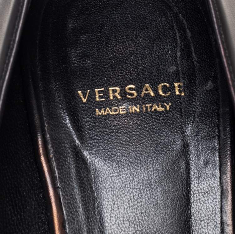 Pre Owned Versace Black Leather Medusa Head Pointed-Toe Pumps Size 38