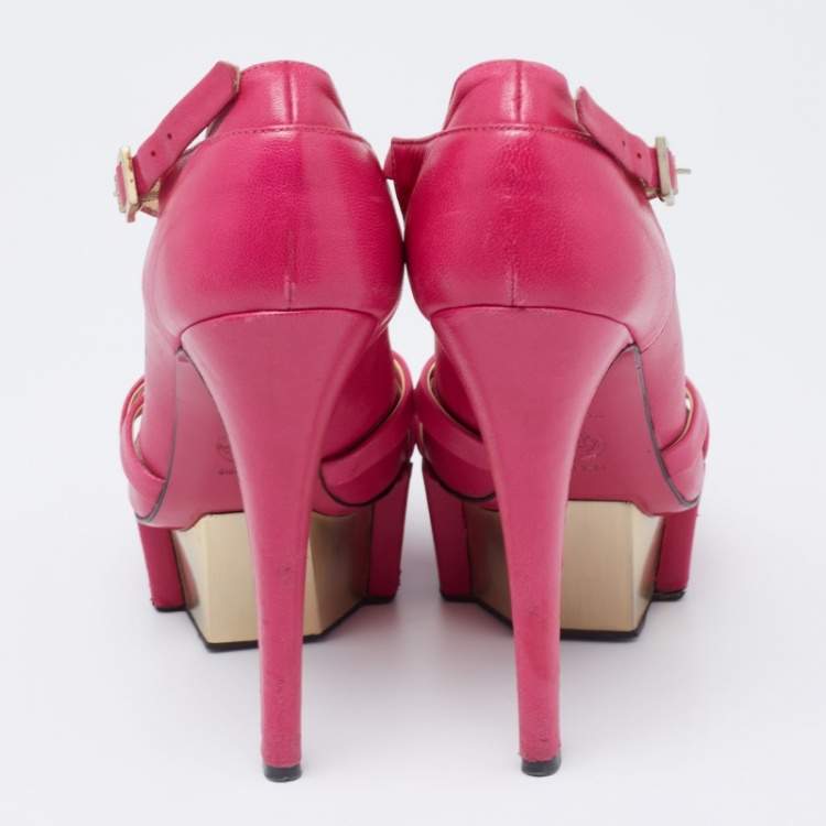 Pre Owned Versace Pink Leather Platform Mary Jane  Pumps Size 36