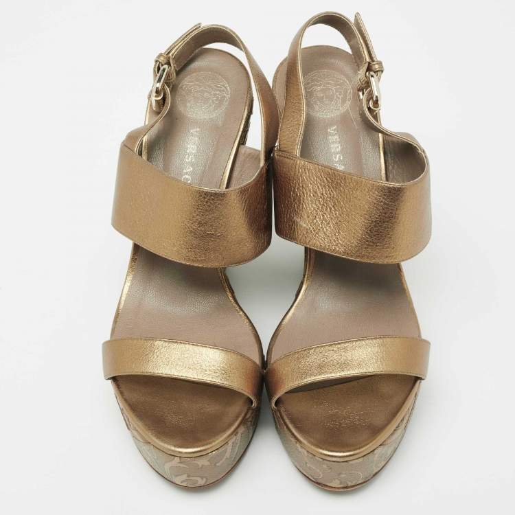 Pre Owned Versace Metallic Gold Leather Wedge Platform Sandals Size 40