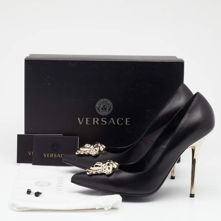 Pre Owned Versace Black Leather Medusa Embellished Pointed Toe Pumps Size 38