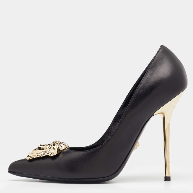 Pre Owned Versace Black Leather Medusa Embellished Pointed Toe Pumps Size 38