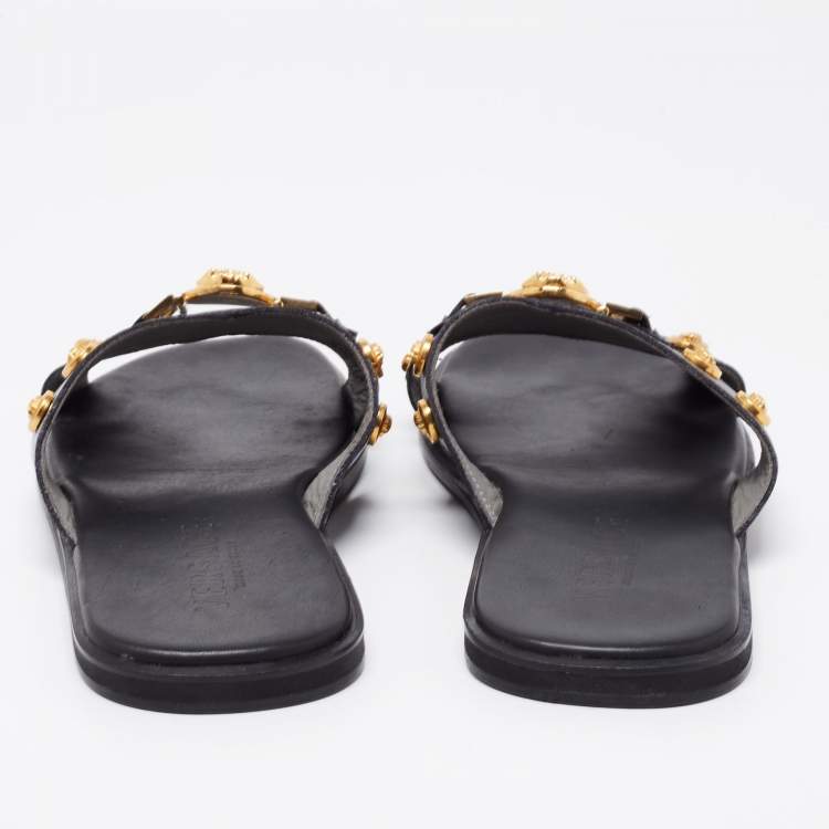 Pre Owned Versace Black Medusa Logo Embellished Leather Slide Sandals Size 40