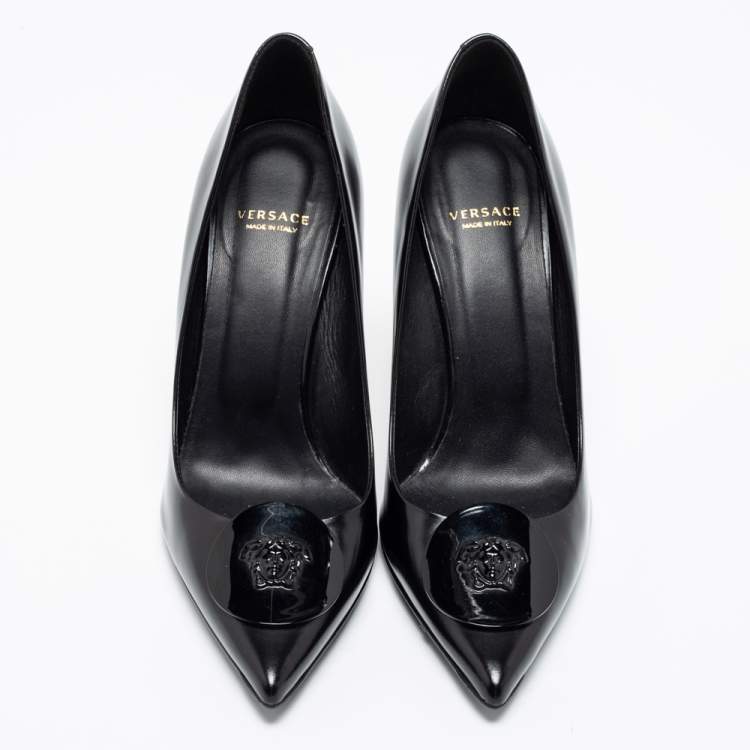 Pre Owned Versace Black Patent Leather Medusa  Pumps Size 37