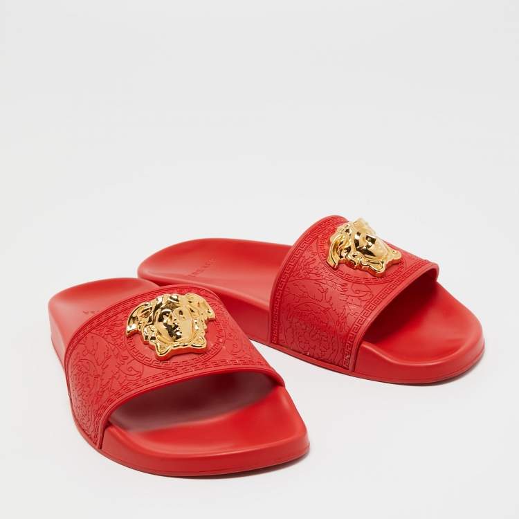 Pre Owned Versace Red Rubber La Medusa Flat Slides Size 39