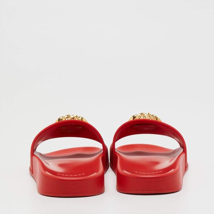 Pre Owned Versace Red Rubber La Medusa Flat Slides Size 39