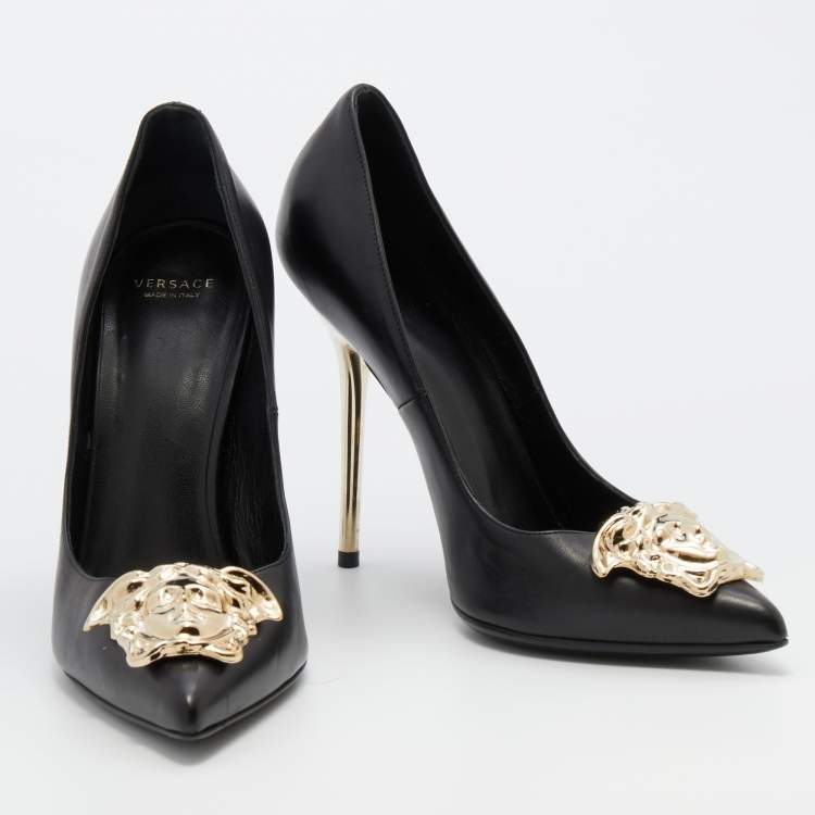 Pre Owned Versace Black Leather Palazzo Medusa Pointed Toe Pumps Size 38