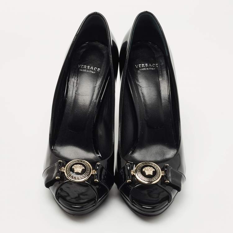Pre Owned Versace Black Patent Leather Medusa Peep Toe Pumps Size 38