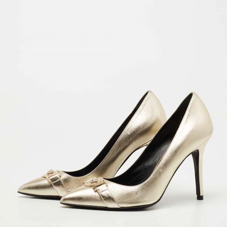 Pre Owned Versace Metallic Gold Leather Medusa Detail Pointed Toe Pumps Size 38