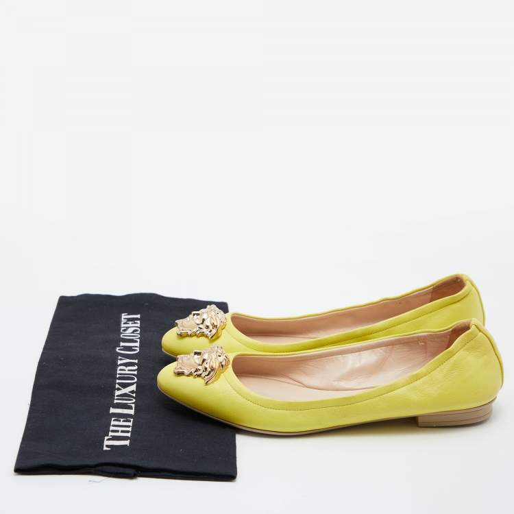 Pre Owned Versace Yellow Leather Medusa Ballet Flats Size 38
