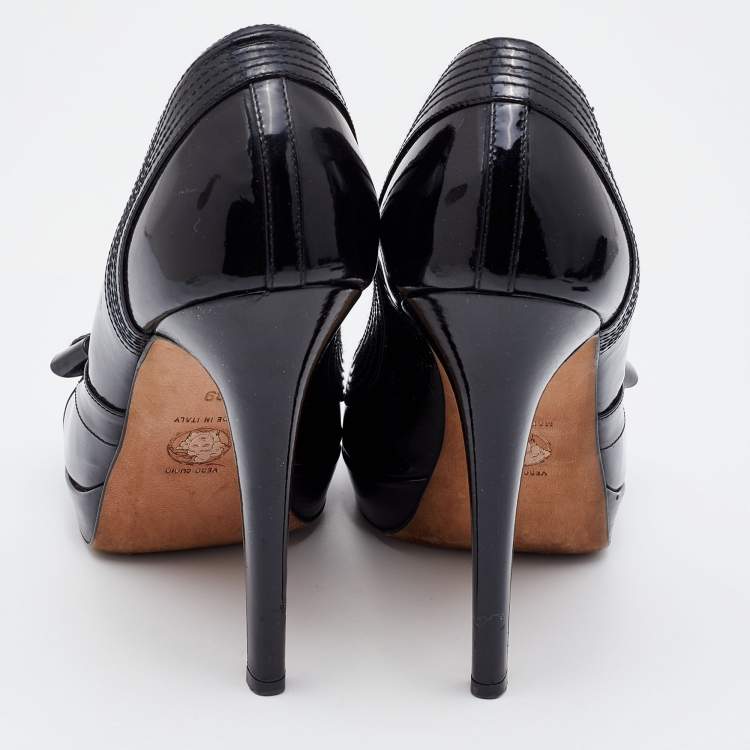 Pre Owned Versace Black Patent Leather Medusa Peep Toe Pumps Size 39