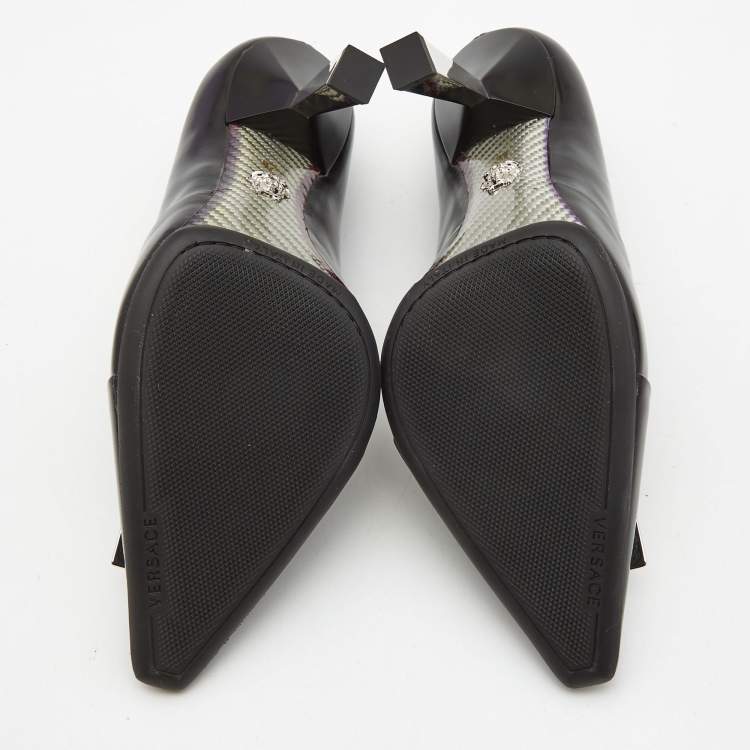 Pre Owned Versace Black Leather Medussa Metal Heel Pumps Size 37