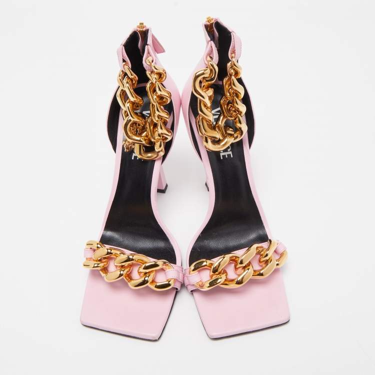 مملوكة مسبقًا Versace Pink Leather Medusa Chain Sandals Size 39