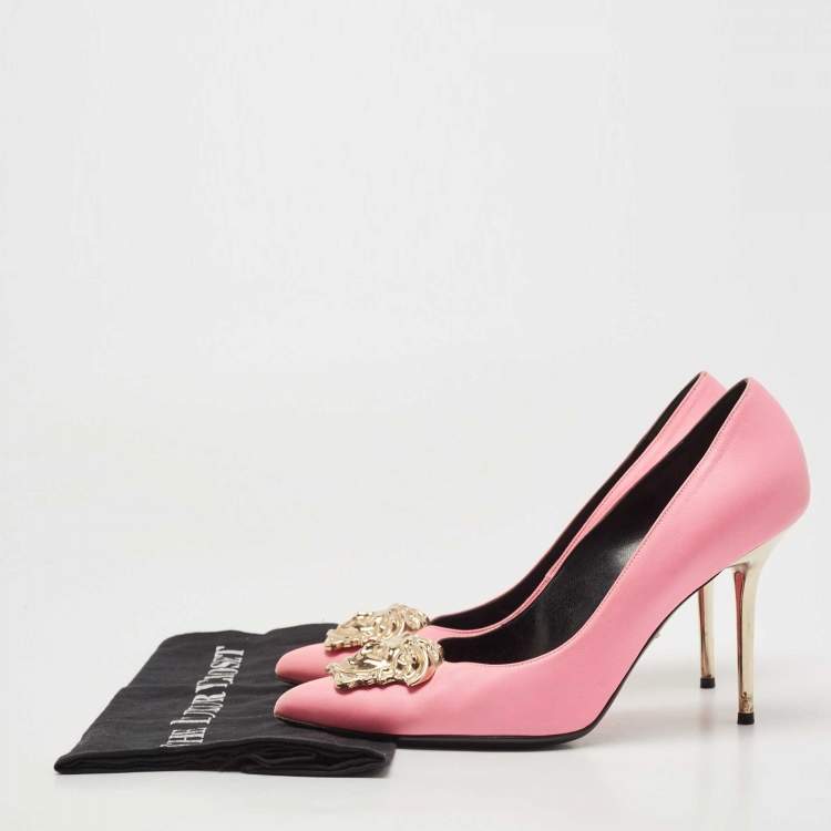 Pre Owned Versace Pink Leather Medusa Pumps Size 40