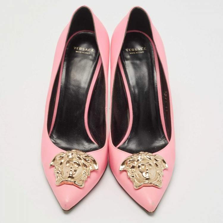 Pre Owned Versace Pink Leather Medusa Pumps Size 40
