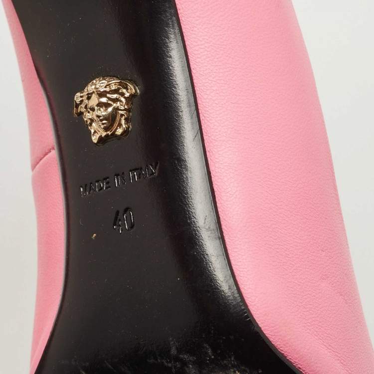 Pre Owned Versace Pink Leather Medusa Pumps Size 40