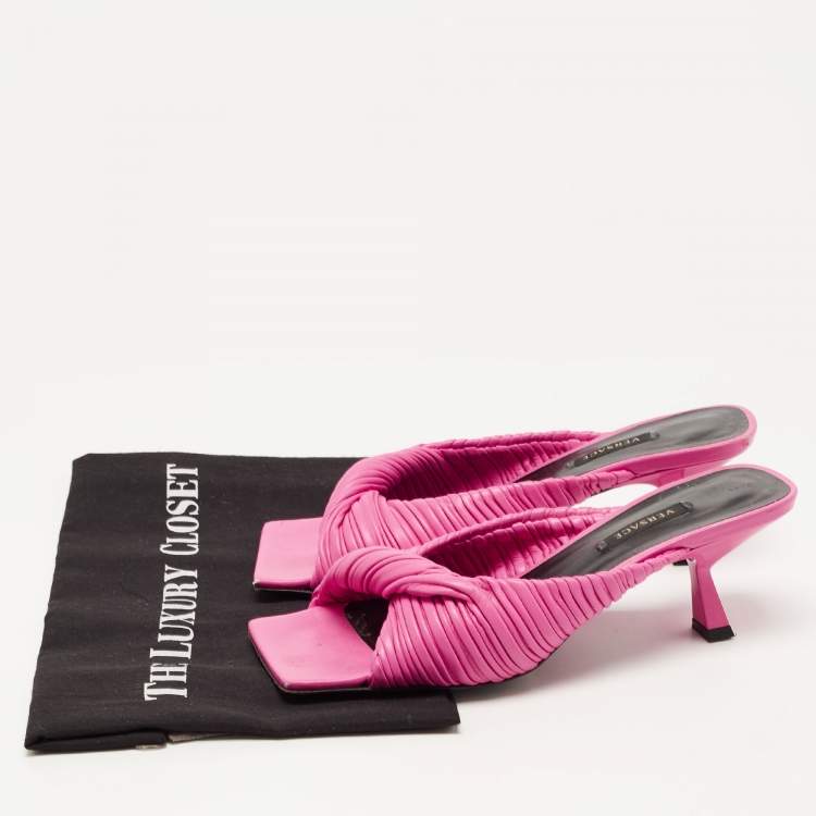 Pre Owned Versace Pink Pleated Leather Plisse Slide Sandals Size 38