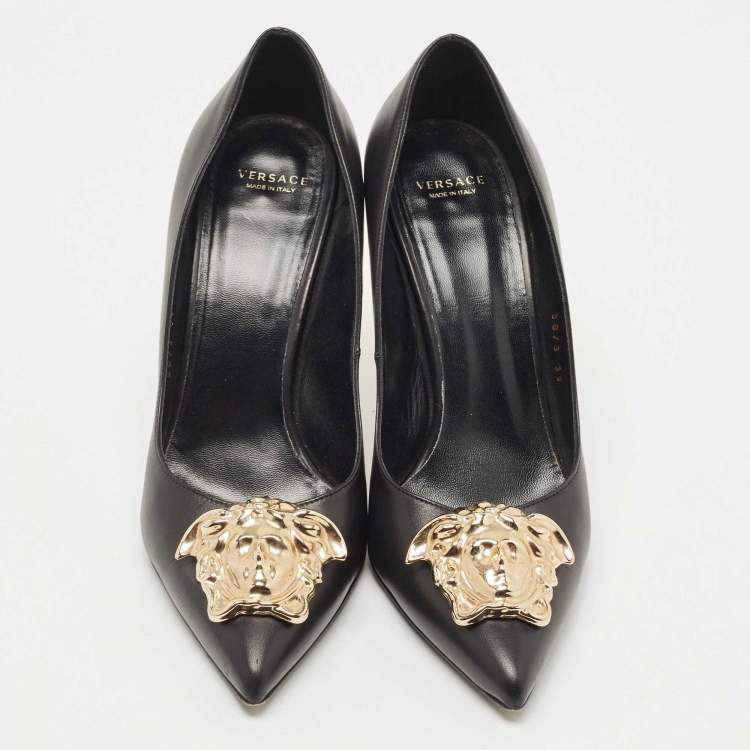 Pre Owned Versace Black Leather Medusa Pointed Toe Pumps Size 39