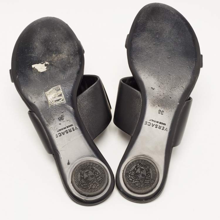 Pre Owned Versace Black Leather Medusa Detail Flats Slides Size 38