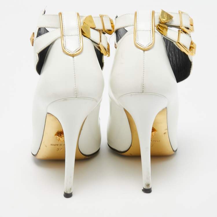 Pre Owned Versace White Leather Studded Ankle Cuff Pumps Size 37
