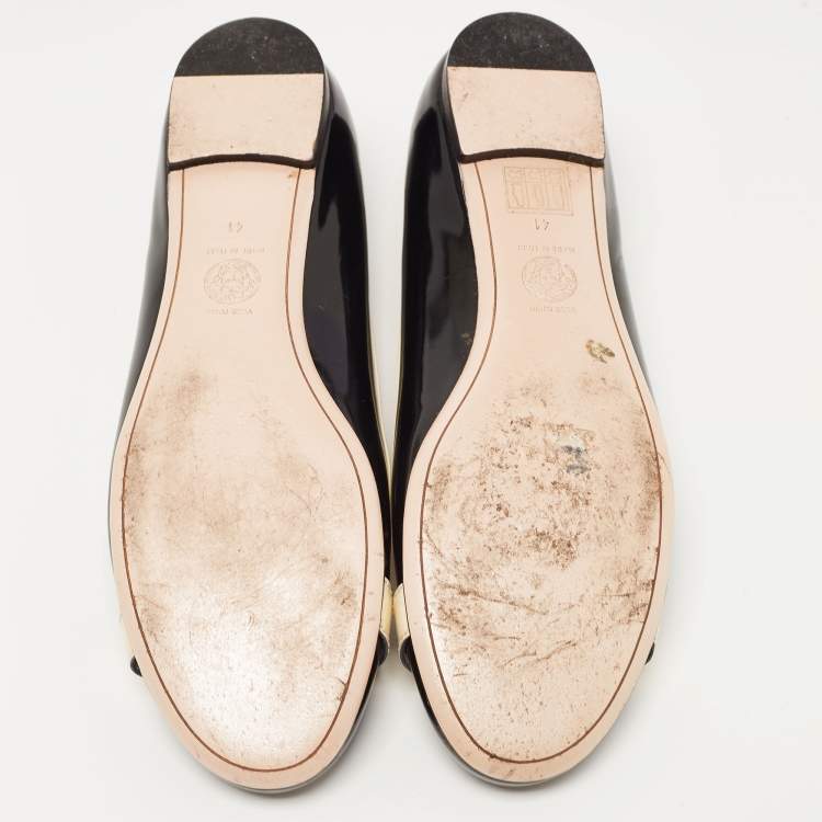 Pre Owned Versace Black/Cream Patent Leather Medusa Ballet Flats Size 41