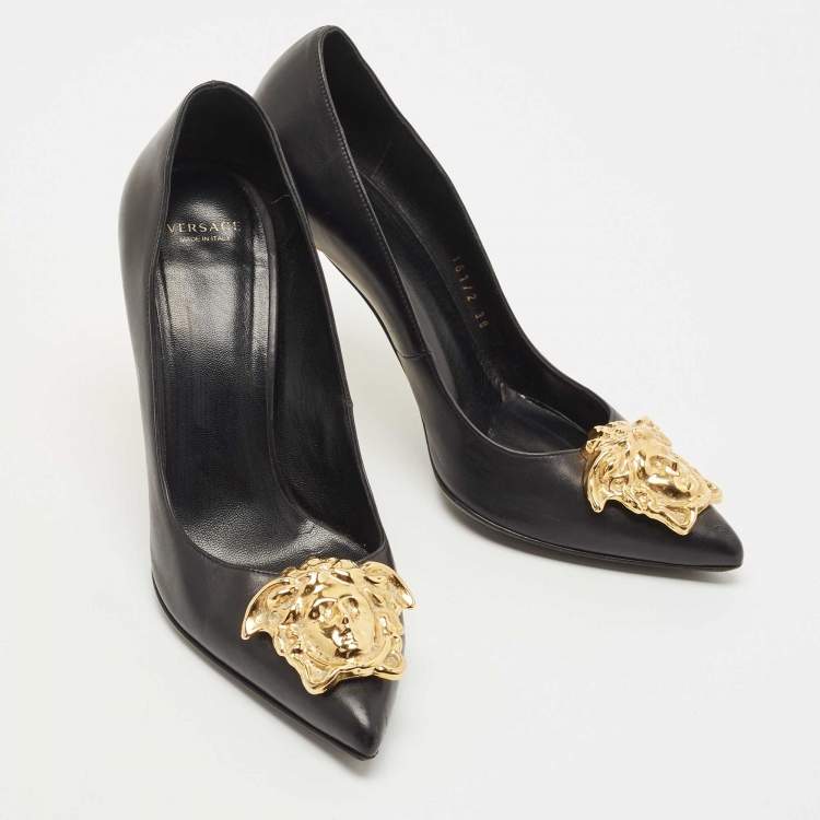Pre Owned Versace Black Leather Medusa Head Pumps Size 38 