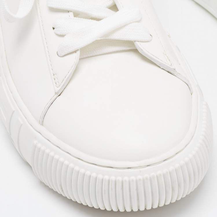 Pre Owned Versace White Leather Lace Up Sneakers Size 41
