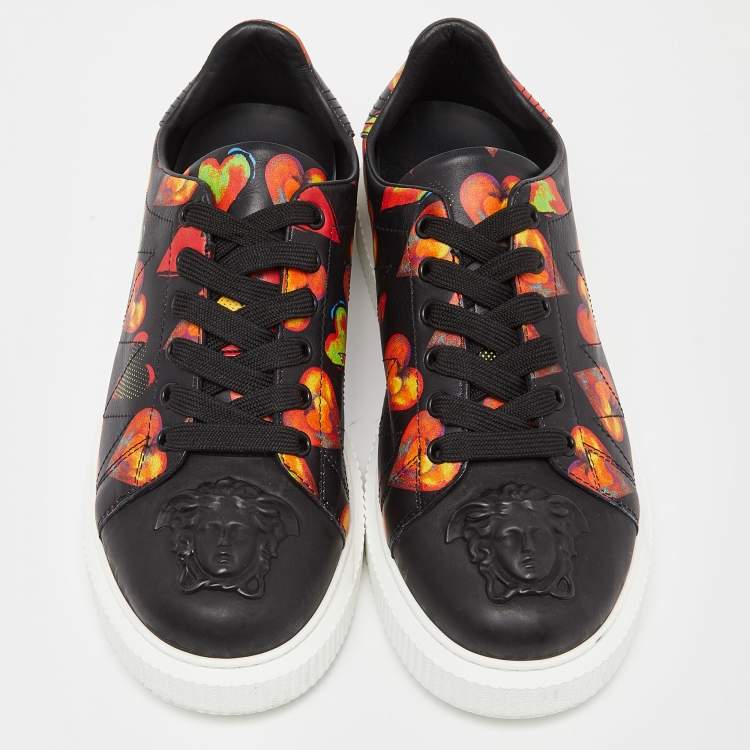 Pre Owned Versace Black Heart Printed Leather Medusa Sneakers Size 39