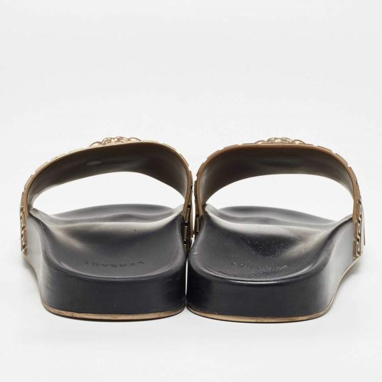مملوكة مسبقًا Versace Gold Rubber Medusa Head Flat Slides Size 42