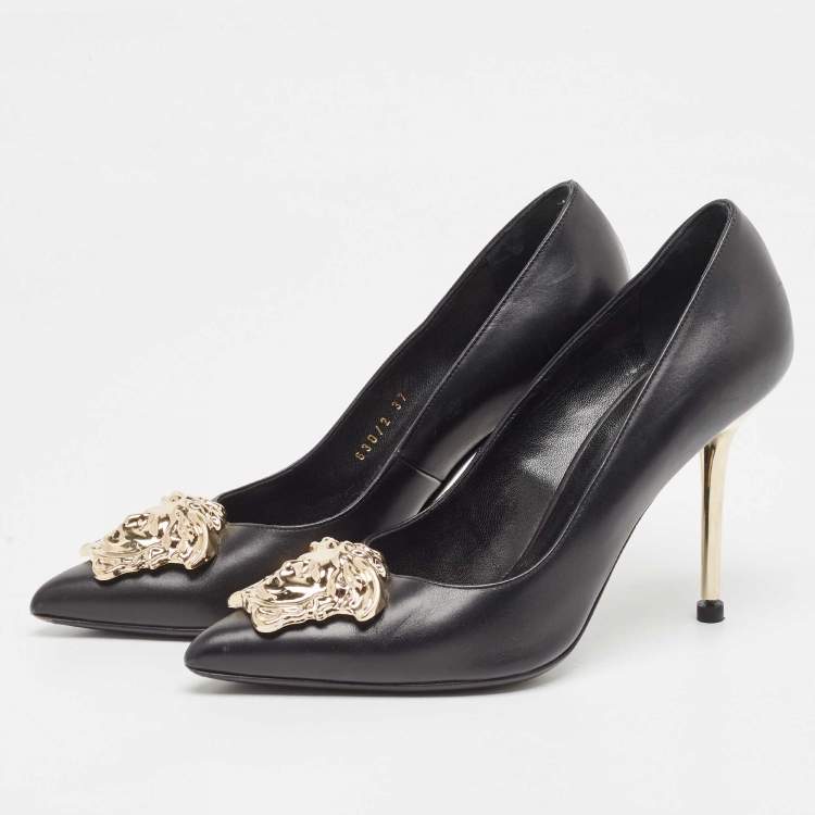 Pre Owned Versace Black Leather Medusa  Pointed Toe Pumps Size 37