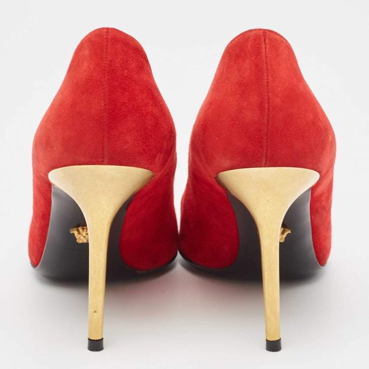 Pre Owned Versace Red Suede Crystal Embellished Medusa Pumps Size 39