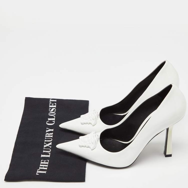Pre Owned Versace White Patent Leather Medusa Pointed Toe Pumps Size 40