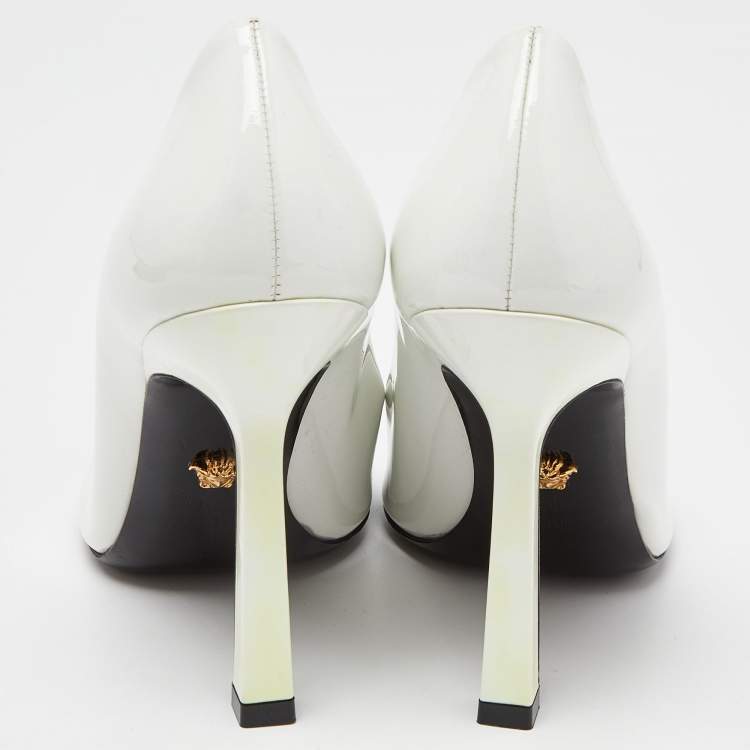 Pre Owned Versace White Patent Leather Medusa Pointed Toe Pumps Size 40