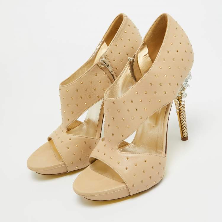 Pre Owned Versace Beige Leather Open Toe Sandals Size 41   