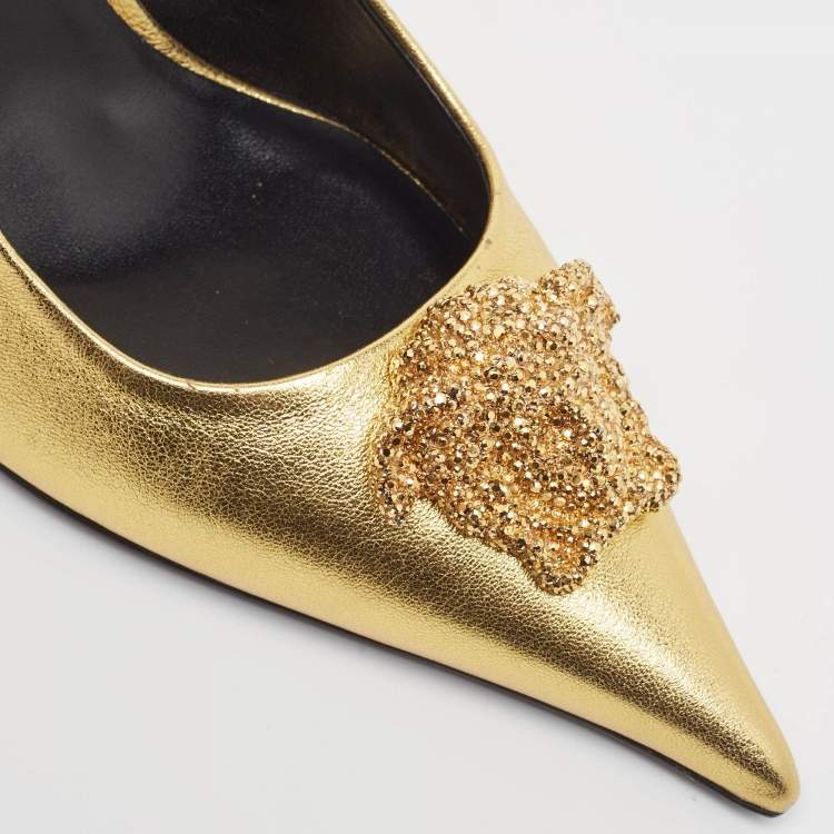 مملوكة مسبقًا Versace Gold Leather Medusa Slingback Pumps Size 38