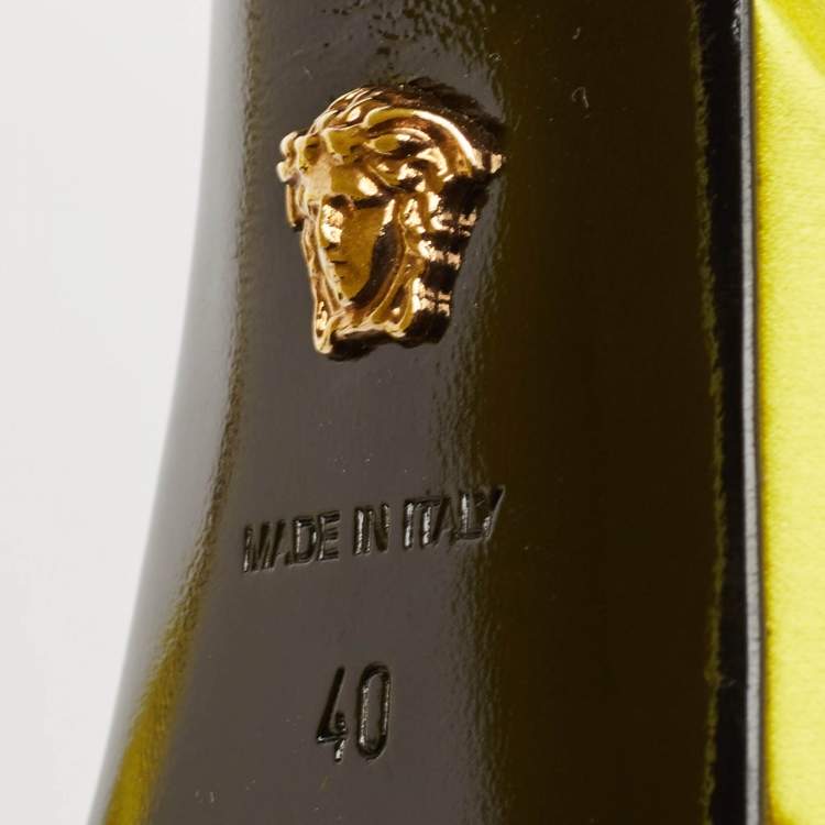 Pre Owned Versace Yellow Satin Medusa  Ankle Strap Pumps Size 40