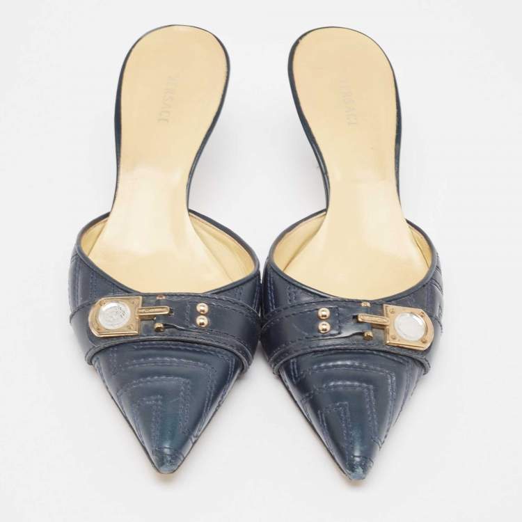 Pre Owned Versace Navy Blue Quilted Leather Pointed Toe Mules Size 37