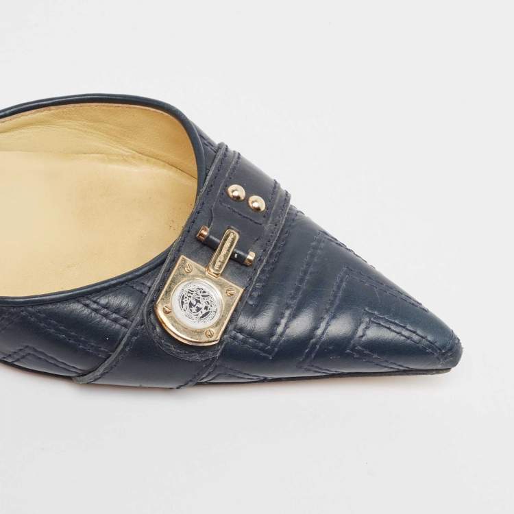 Pre Owned Versace Navy Blue Quilted Leather Pointed Toe Mules Size 37