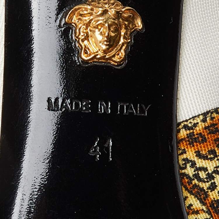 Pre Owned Versace Tricolor Printed Canvas Medusa Buckle Pumps Size 41