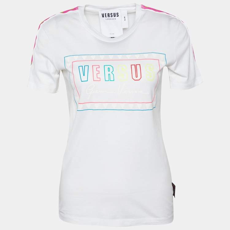 Pre Owned Versus Versace White Contrast Logo Tape Detail Cotton Knit T-Shirt S