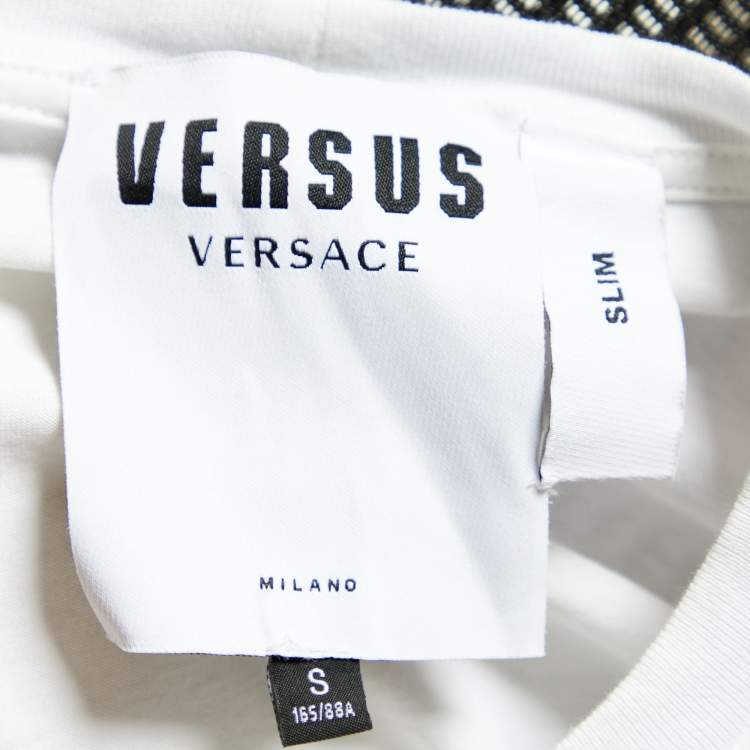 Pre Owned Versus Versace White Contrast Logo Tape Detail Cotton Knit T-Shirt S