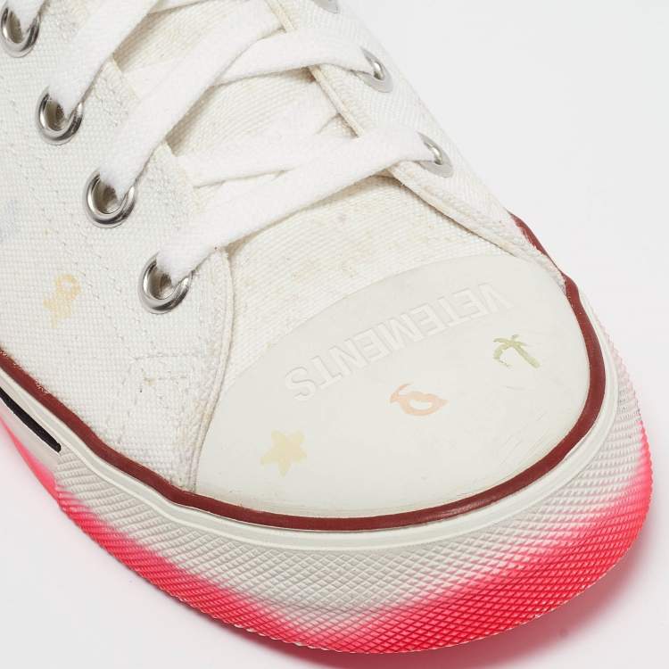 Pre Owned Vetements White Canvas Printed Hard Core Happiness High Top Sneakers Size 39