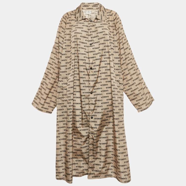 Pre Owned Vetements Beige Logo Print Nylon Shell Raincoat XS