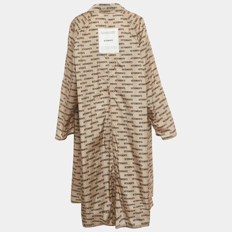 Pre Owned Vetements Beige Logo Print Nylon Shell Raincoat XS
