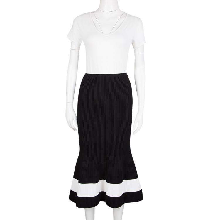 Pre Owned Victoria Beckham Black Contrast Stripe Detail Rib Knit Fluted Midi Skirt S