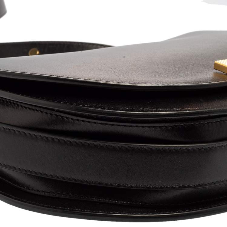 مملوكة مسبقًا Victoria Beckham Black Leather Half Moon Shoulder Bag