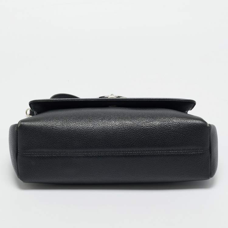 Pre Owned Vivienne Westwood Black Leather Windsor Shoulder Bag