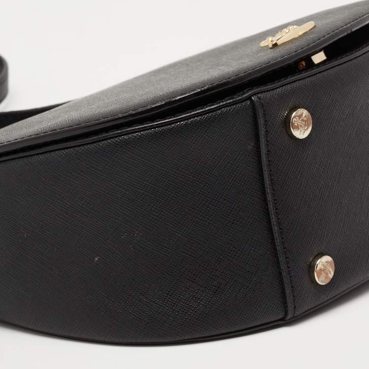 مملوكة مسبقًا Vivienne Westwood Black Leather Flap Crossbody Bag