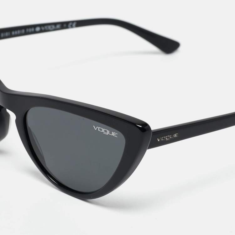 Pre Owned Vogue Black Gigi Hadid Cat Eye Sunglasses